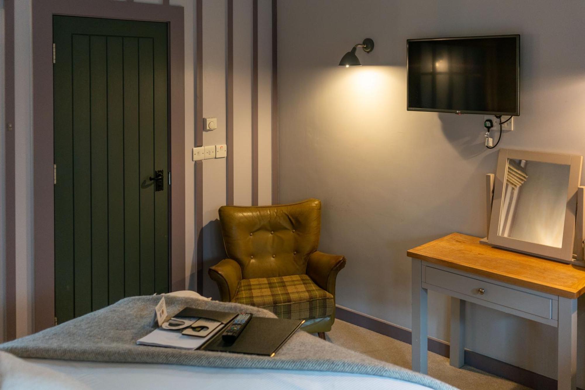 The Welldiggers Arms Bed & Breakfast Petworth Dış mekan fotoğraf